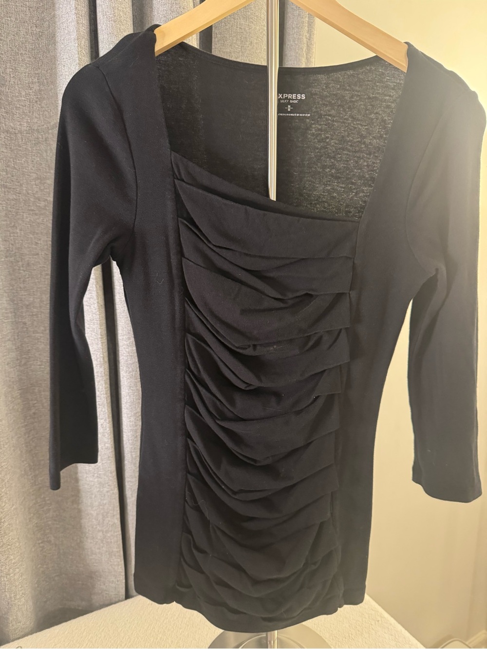 Express Black Long-Sleeve Ruched Front Scoop Dress